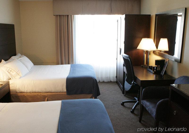 Quality Inn Saint-Jean-Sur-Richelieu Zimmer foto